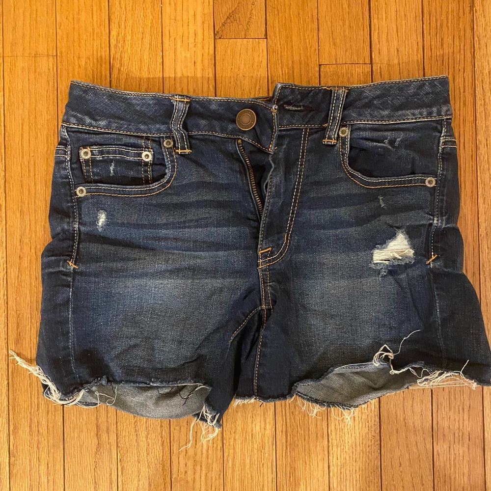 Super stretch Jean shorts size 4